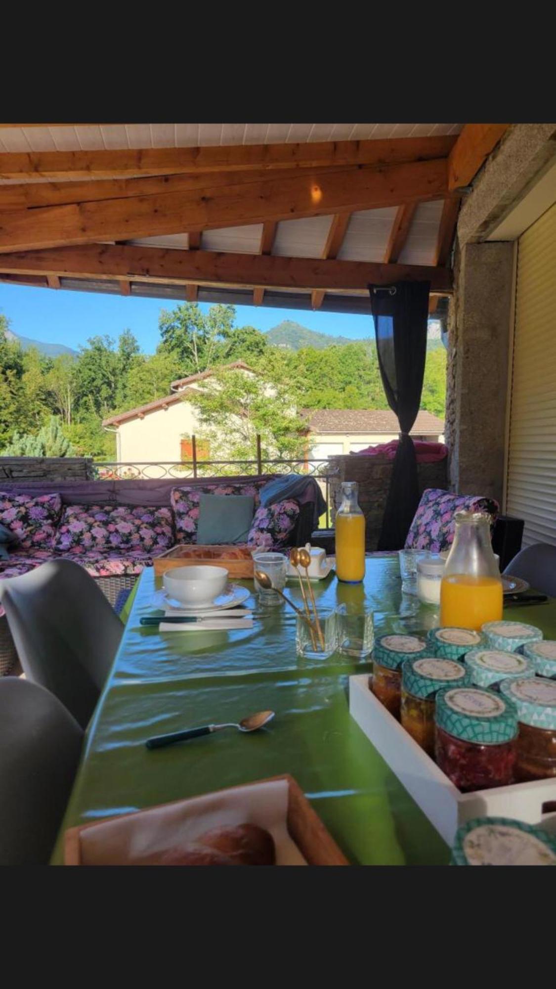 Bed and Breakfast Au Bord De L Eau Surba Esterno foto